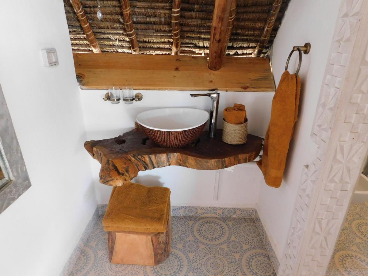 Dama Villa Watamu Exteriör bild